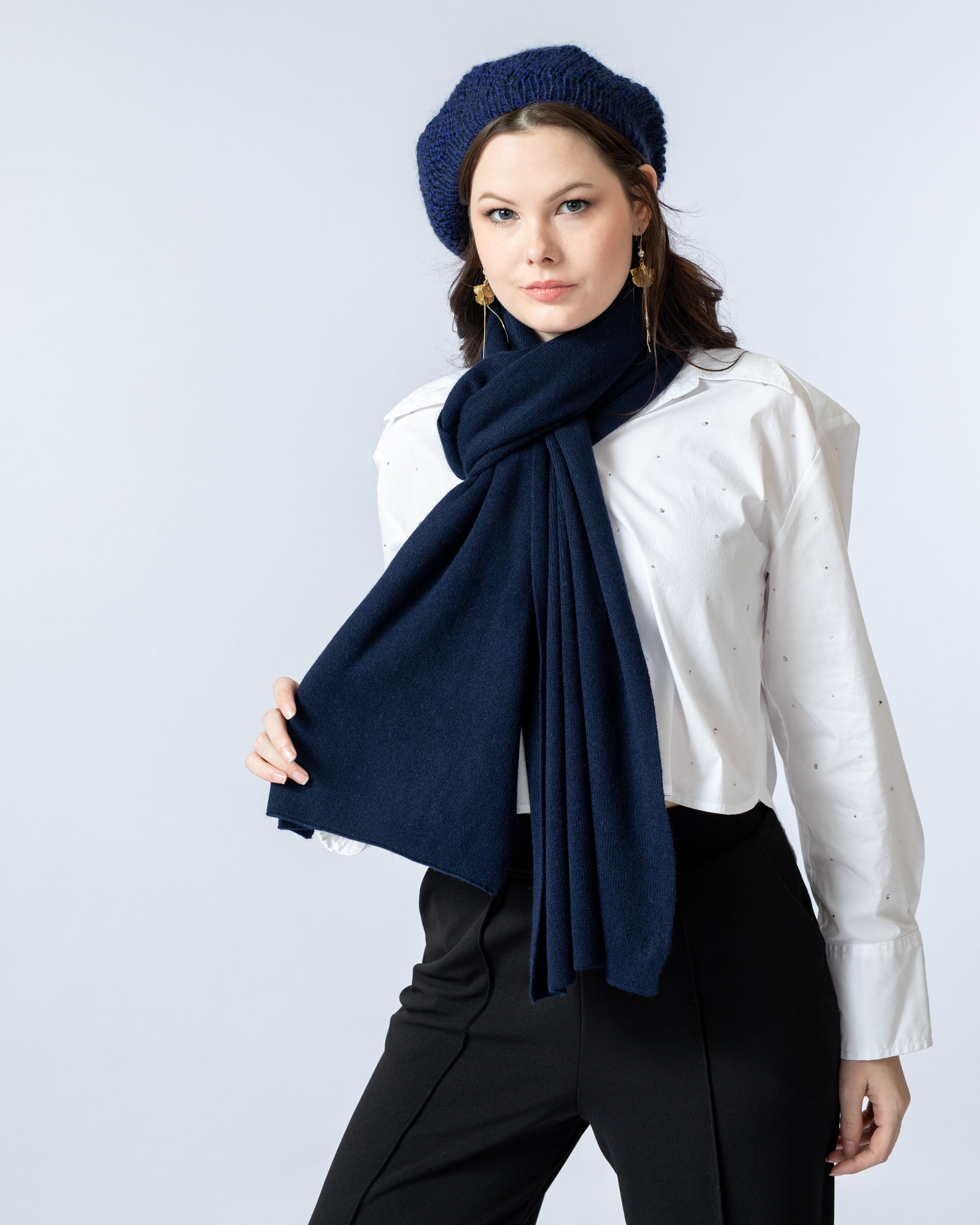 小物 COMFORTABLE REASON Academic Scarf NAVY 小物 COMFORTABLE REASON Academic Scarf NAVY COMFORTABLE
